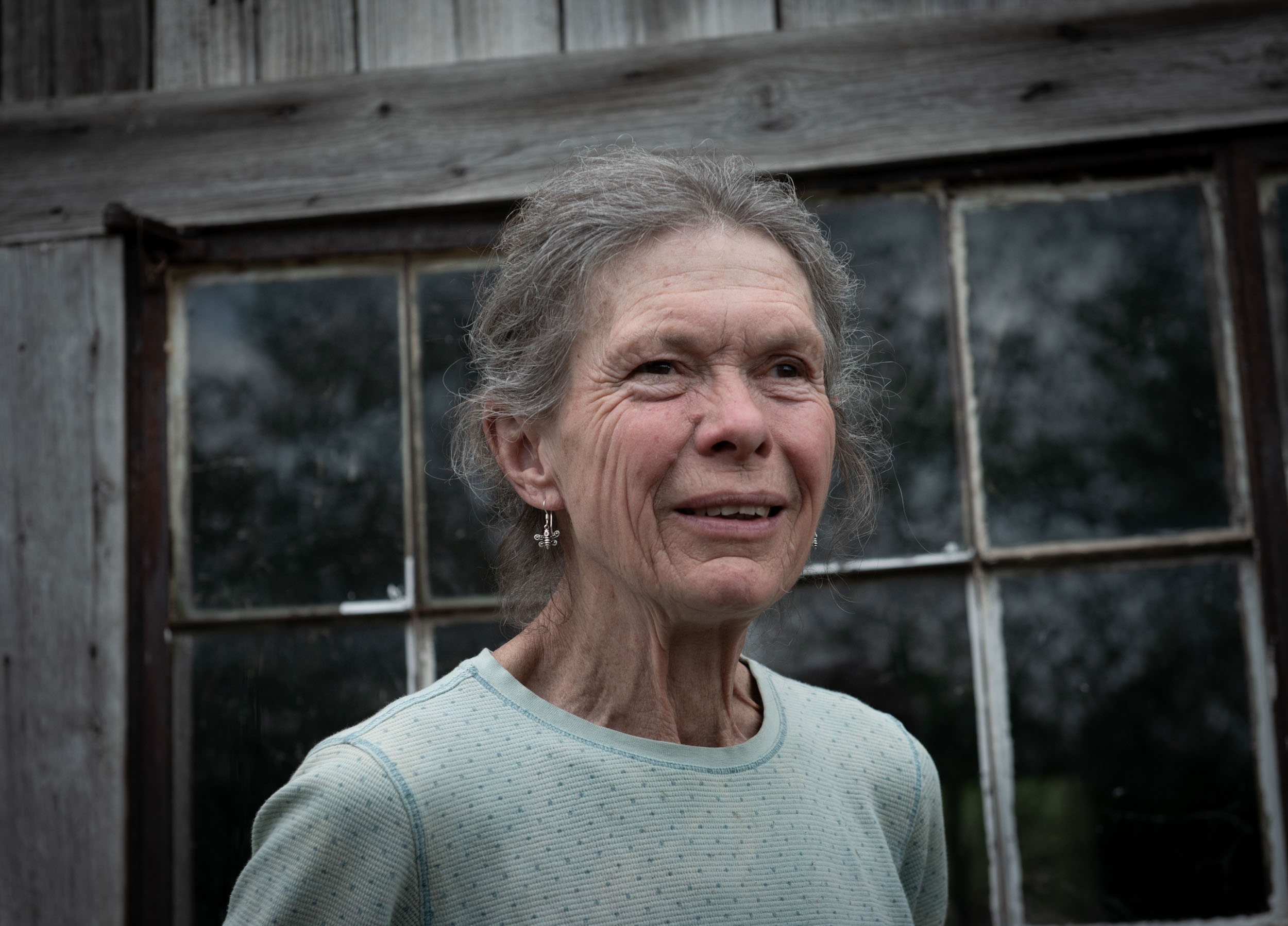 037-Portraits-Senior-Woman-Country-web.JPG