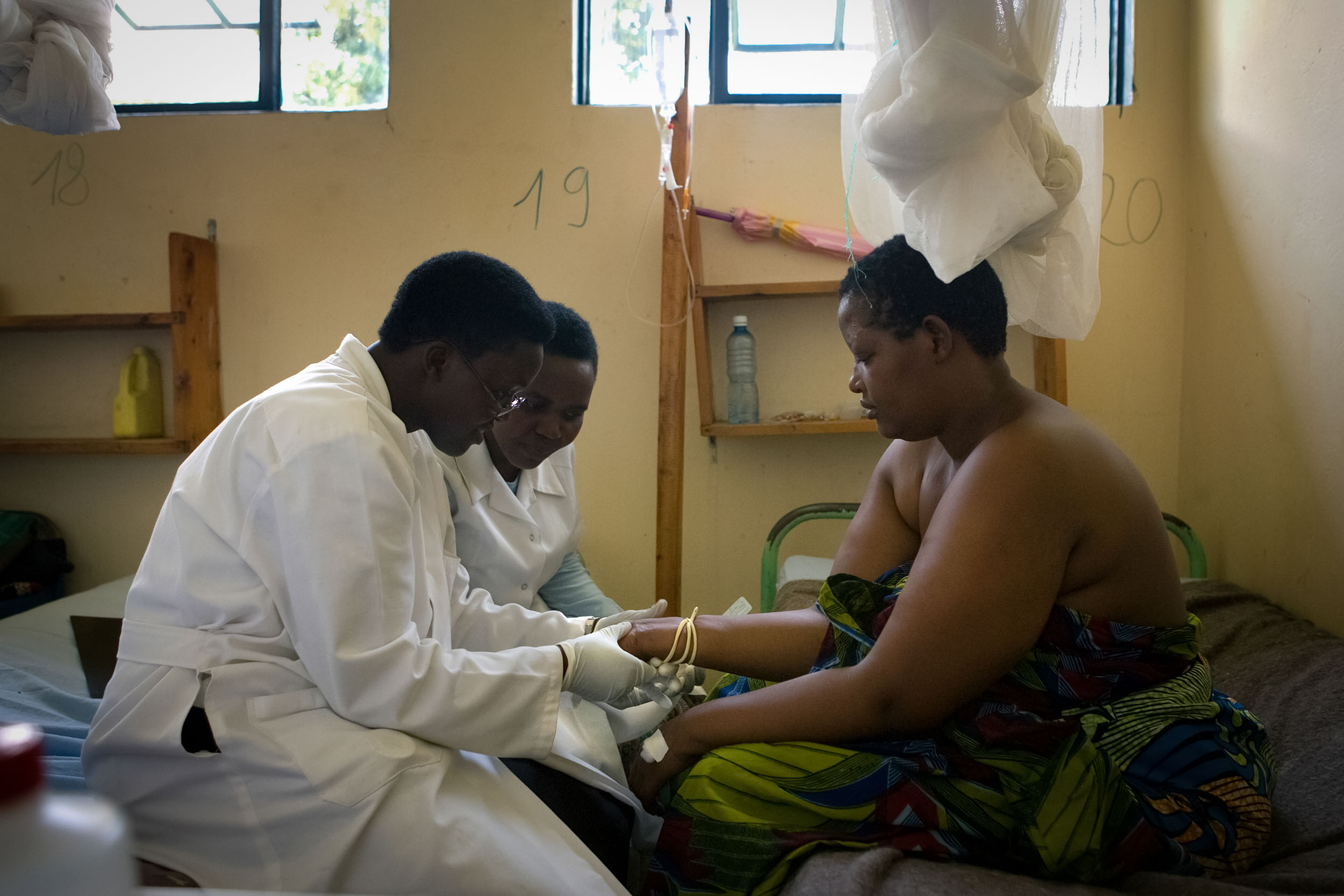 Rwanda-health-PEACE-plan-faith-based-initiative-20-web.JPG
